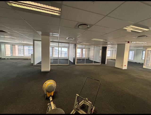979M² OFFICE TO LET IN CAPE TOWN CITY CENTRE